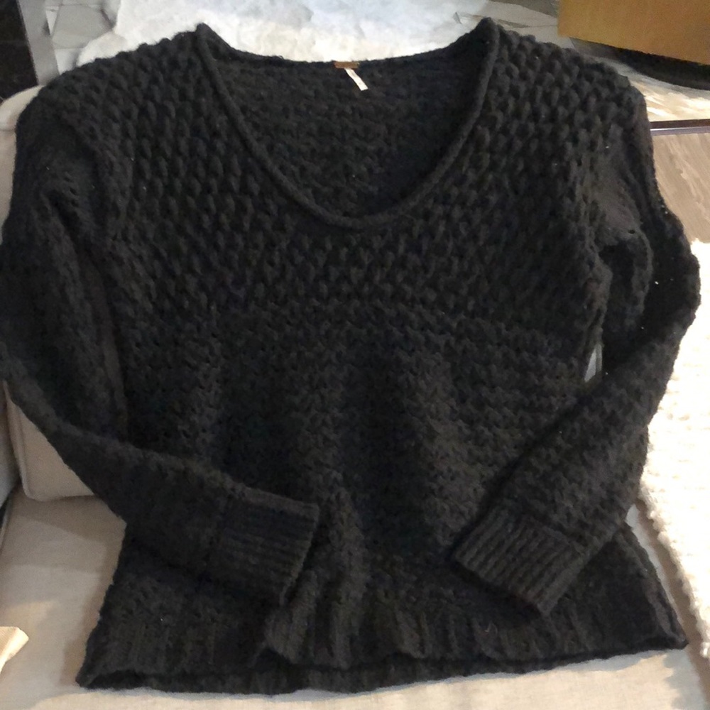 Free people woman’s size medium black sweater